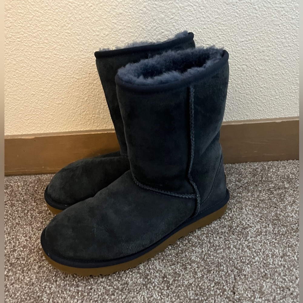 Ugg Classic Short Boots